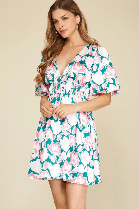 Cozy women’s clothing for the colder months   BALLOON SLEEVE MINI DRESS | FLORAL EMERALD