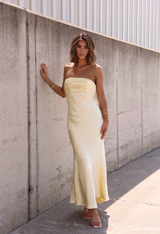 Trendy women’s clothing    Andie Maxi Dress