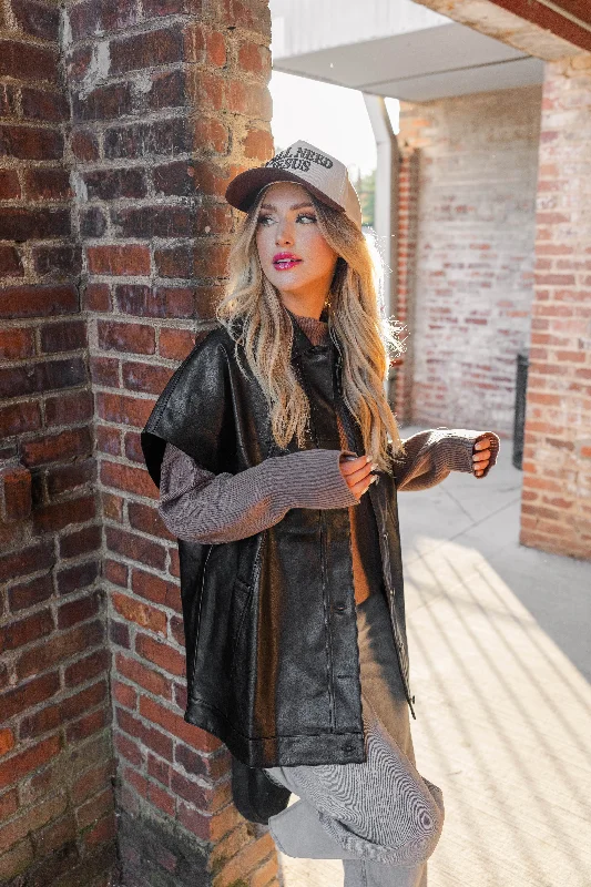 Trendy women’s clothing    Antioch Leather Vest