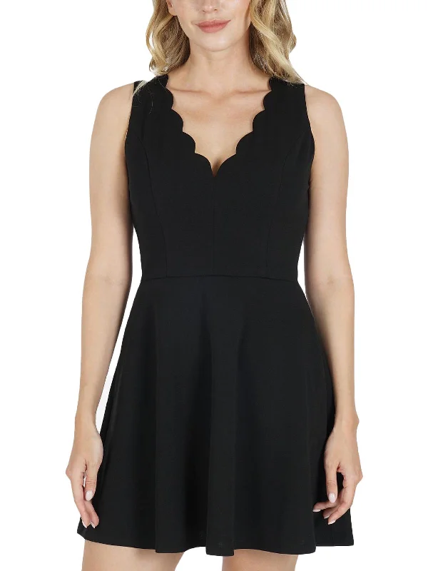 Refresh your closet with chic and comfy styles Womens Scalloped Sleeveless Fit & Flare Dress Refresh your closet with chic and comfy styles Womens Scalloped Sleeveless Fit & Flare Dress