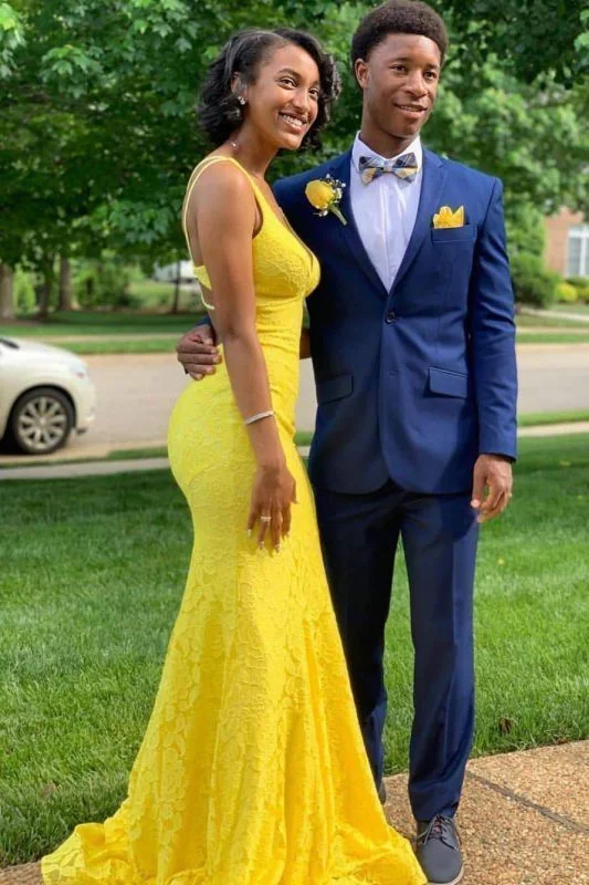 Bold fashion choices for the confident woman   Spaghetti Strap V Neck Sleeveless Open Back Floor Length Prom Dresses   cg15204